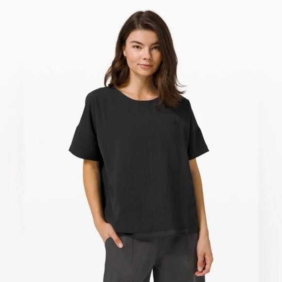 lululemon athletica Tops - LULULEMON - Shift in Time Short Sleeve Black
